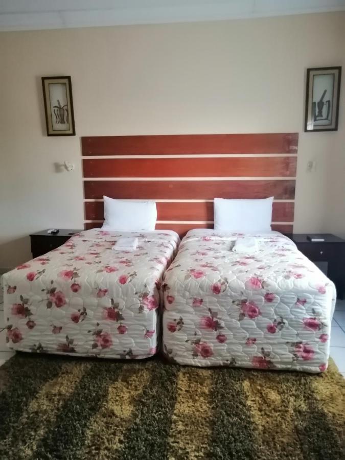 Mamli Guestlodge & Conferencing Schoemansdal Luaran gambar