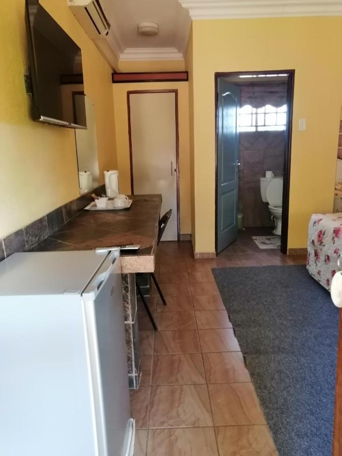 Mamli Guestlodge & Conferencing Schoemansdal Luaran gambar
